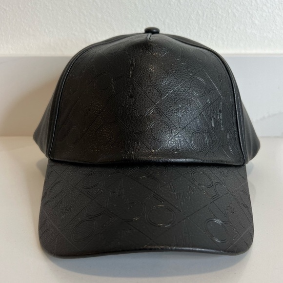 NWT Walt Disney World Faux Leather Baseball Cap 50th Aniversary Collection - Picture 1 of 10